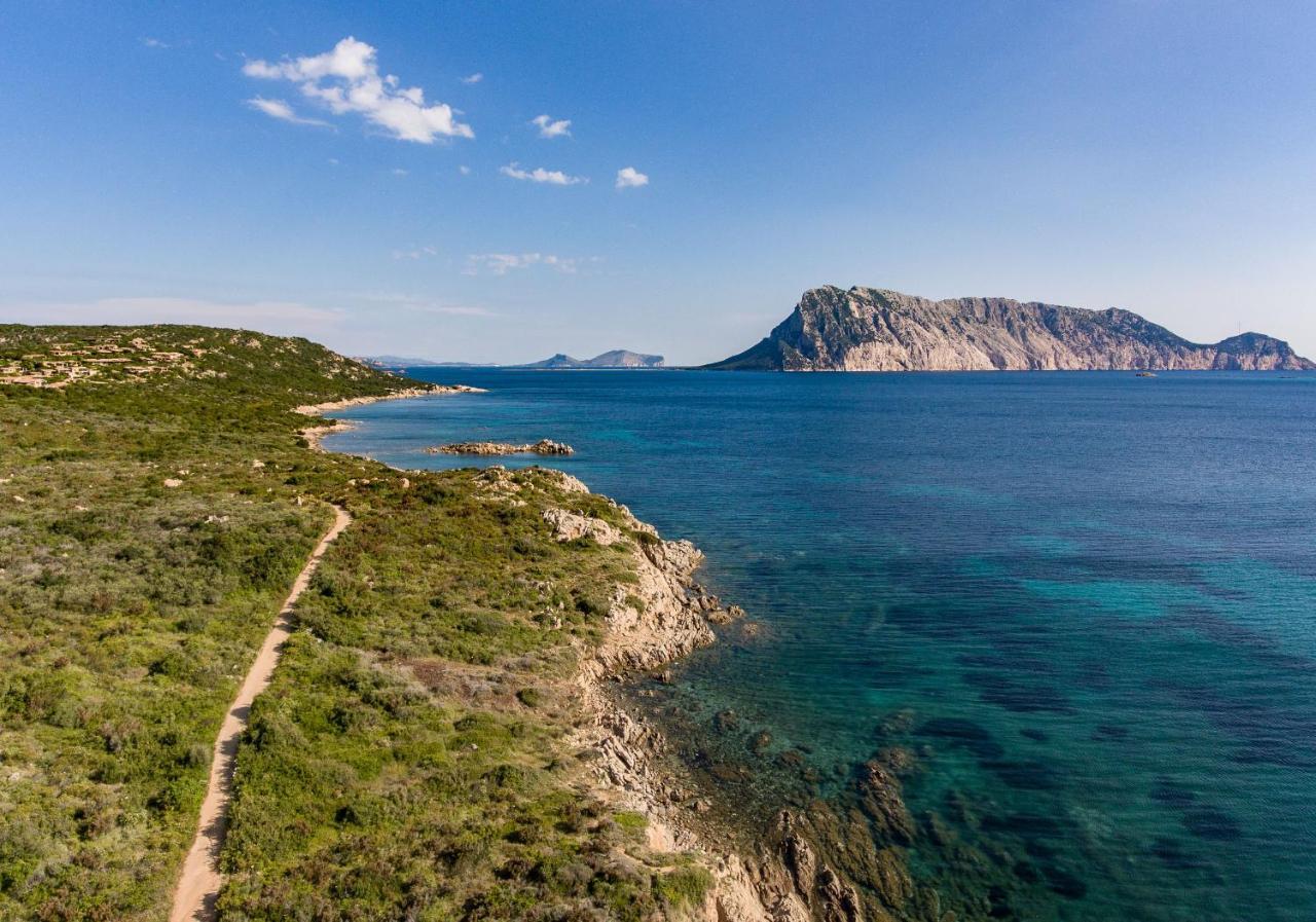 Grande Baia Resort&Spa San Teodoro  Exteriör bild
