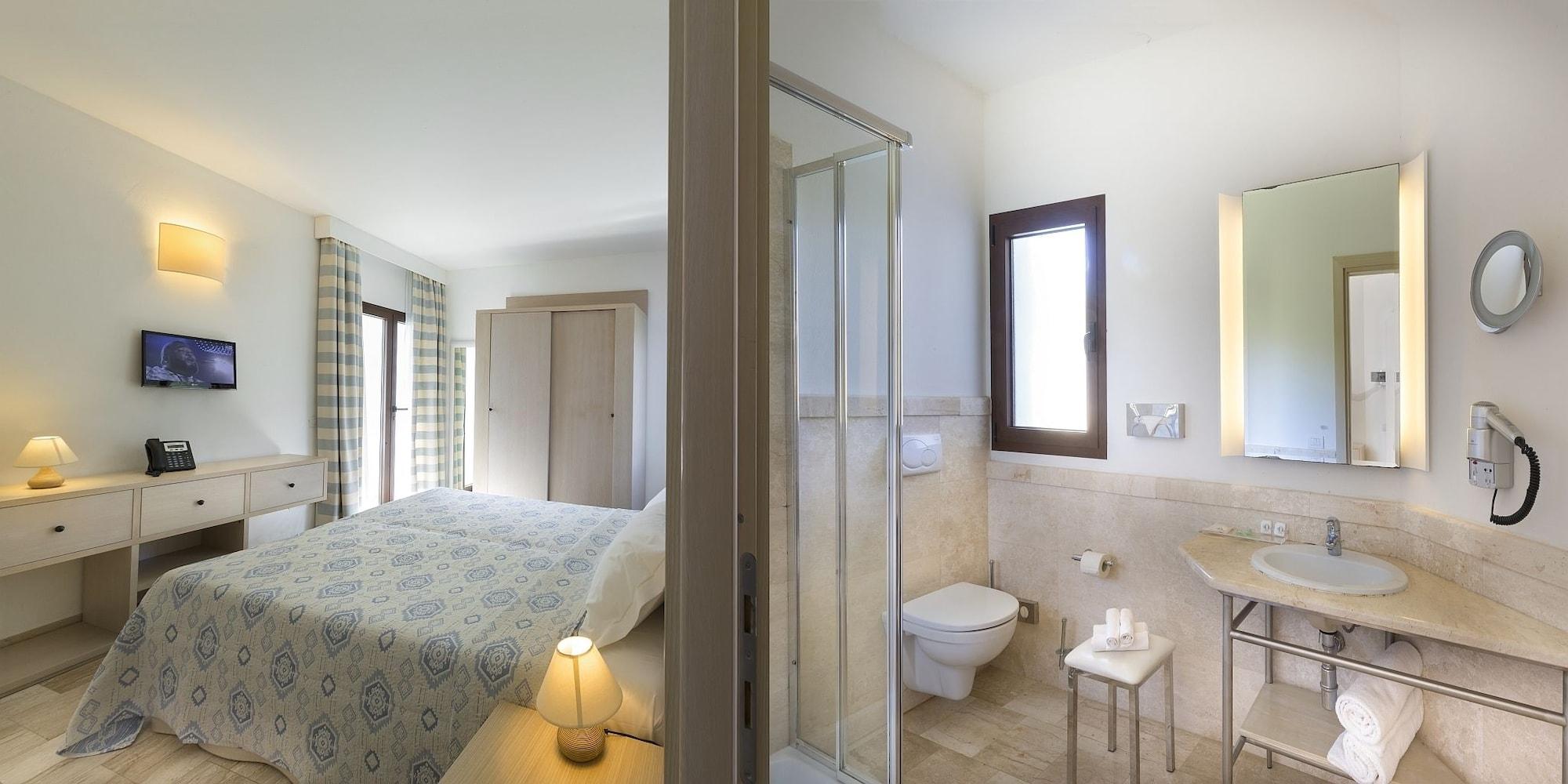 Grande Baia Resort&Spa San Teodoro  Exteriör bild