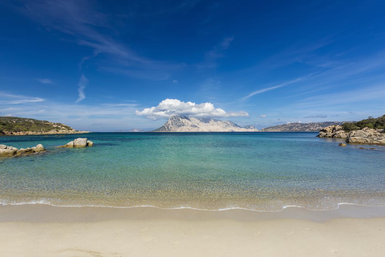 Grande Baia Resort&Spa San Teodoro  Exteriör bild